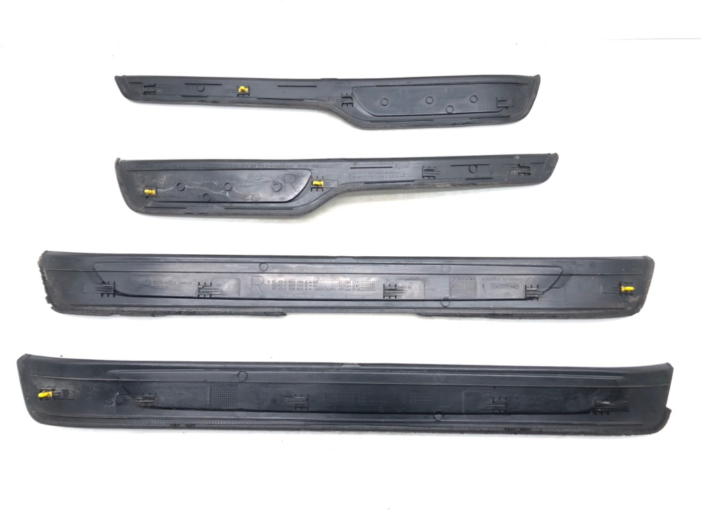 Накладка на порог для BMW 3 E90/E91/E92/E93, 2006 г. 2.0 TD дизель б/у — фото 3