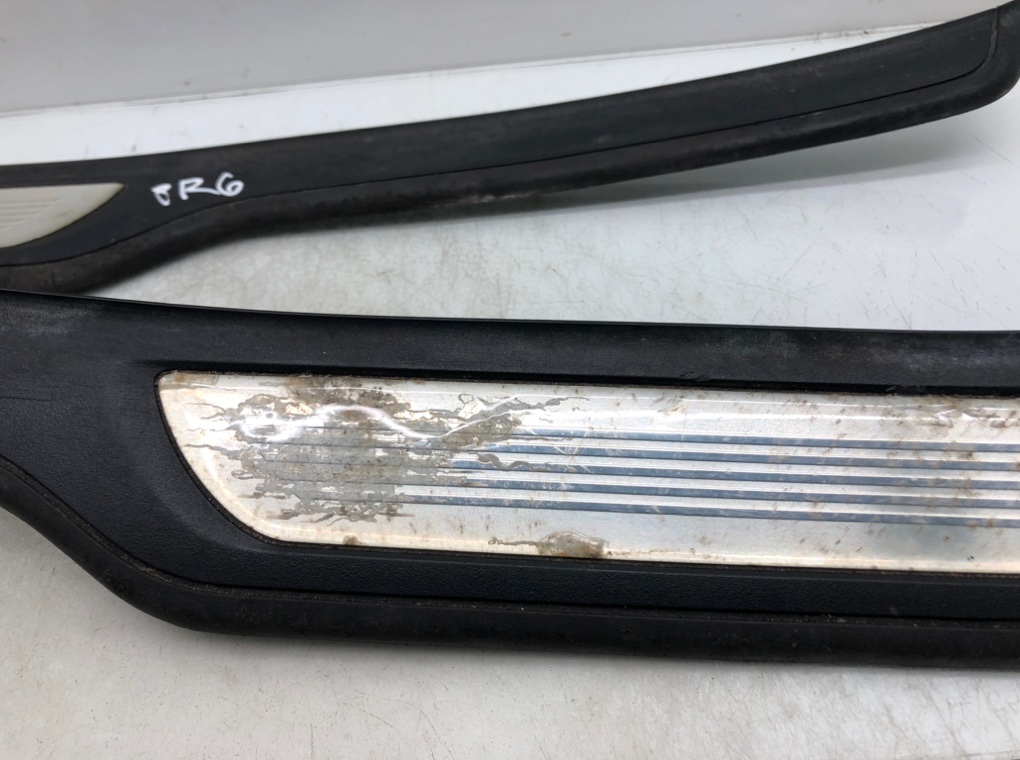 Накладка на порог для BMW 3 E90/E91/E92/E93, 2006 г. 2.0 TD дизель б/у — фото 8
