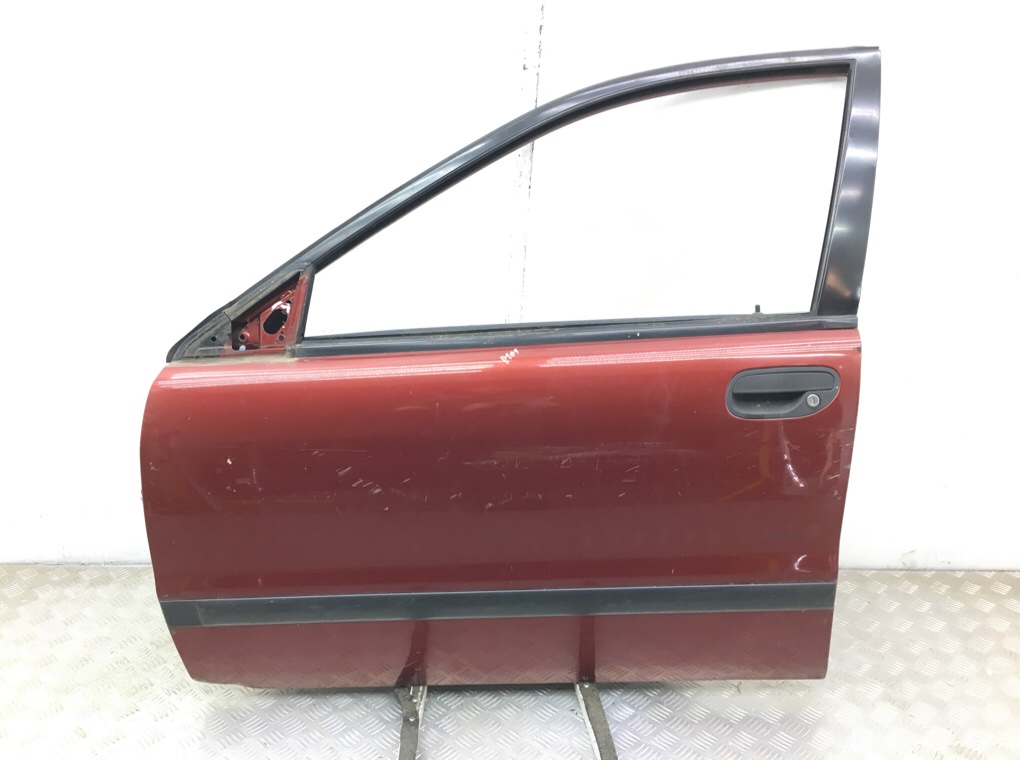 Дверь передняя левая для Volvo S40, 2000 г. 2.0 i бензин б/у