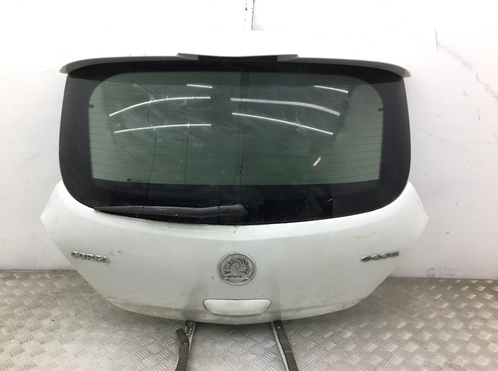 Крышка багажника для Opel Corsa, 2010 г. 1.3 CDTi дизель б/у