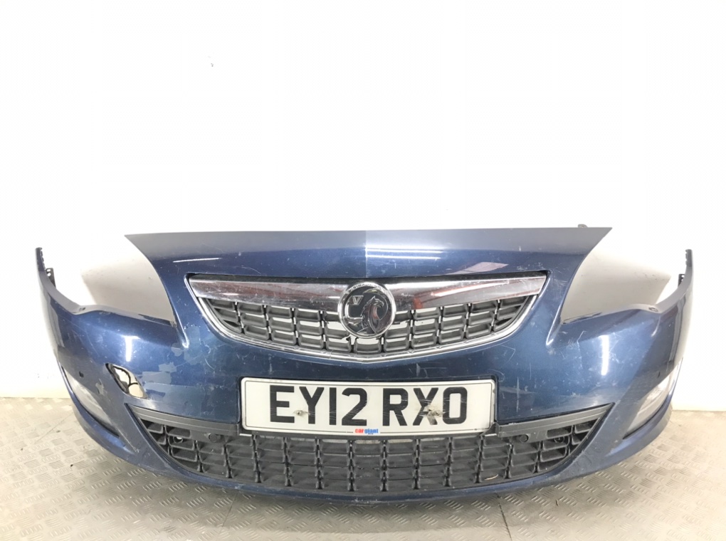Бампер передний для Opel Astra, 2012 г. 1.6 i бензин б/у