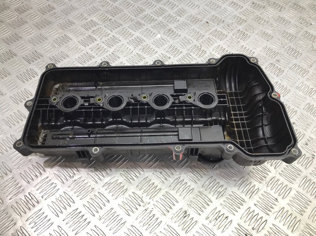 Клапанная крышка для Hyundai i20, 2009 г. 1.4 i бензин б/у — фото 5