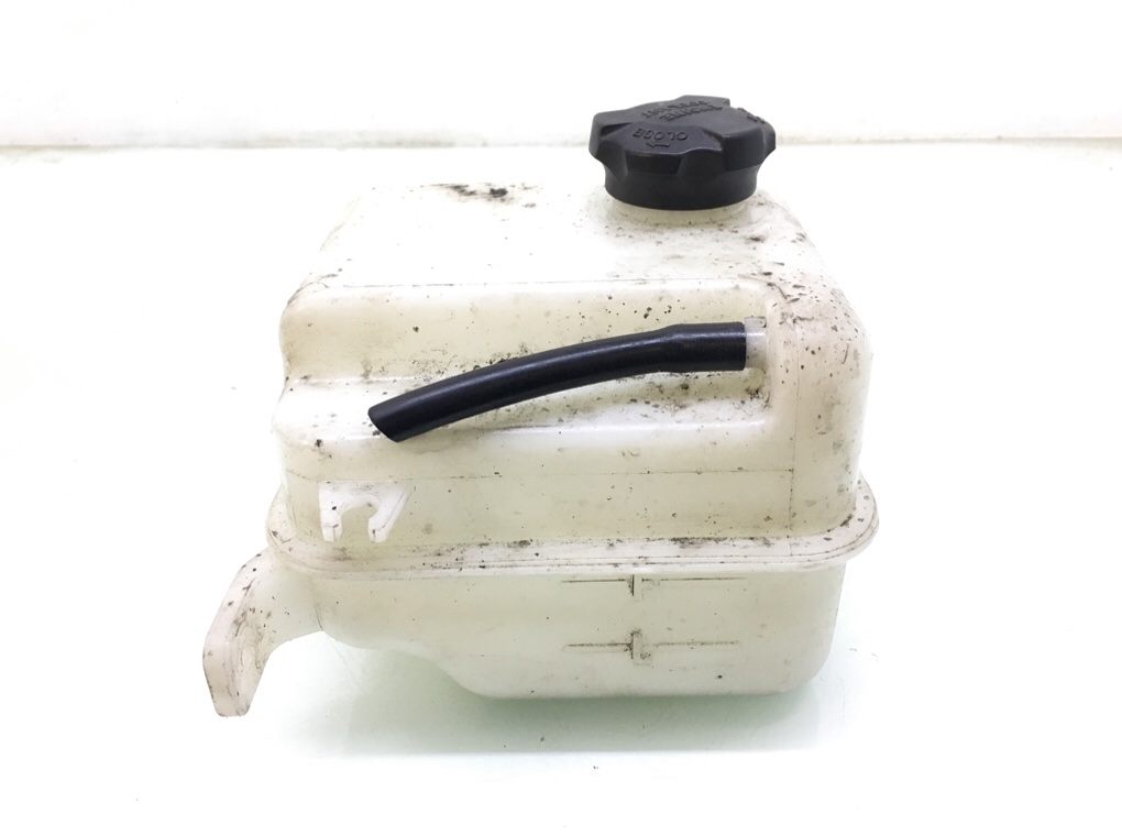Бачок расширительный для Kia Sportage, 2011 г. 1.7 CRDi дизель б/у — фото 2