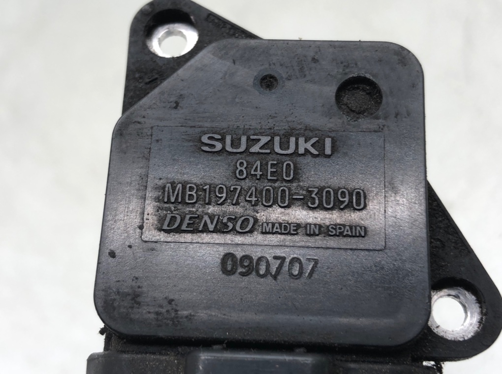 Расходомер воздуха для Suzuki Swift, 2005 г. 1.5 i бензин б/у — фото 6