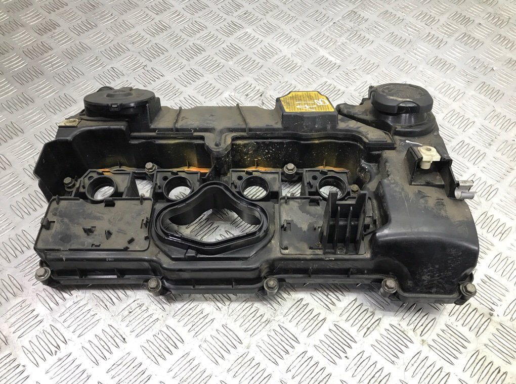 Клапанная крышка для BMW 3 E90/E91/E92/E93, 2009 г. 2.0 i бензин б/у