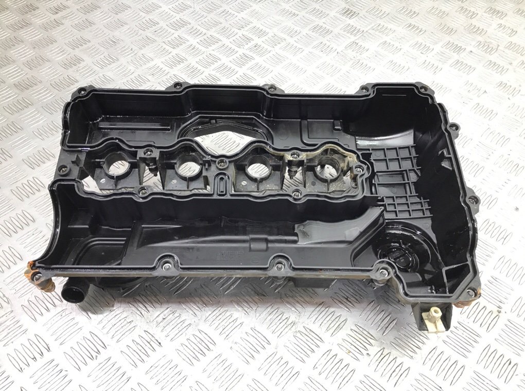 Клапанная крышка для BMW 3 E90/E91/E92/E93, 2009 г. 2.0 i бензин б/у — фото 5