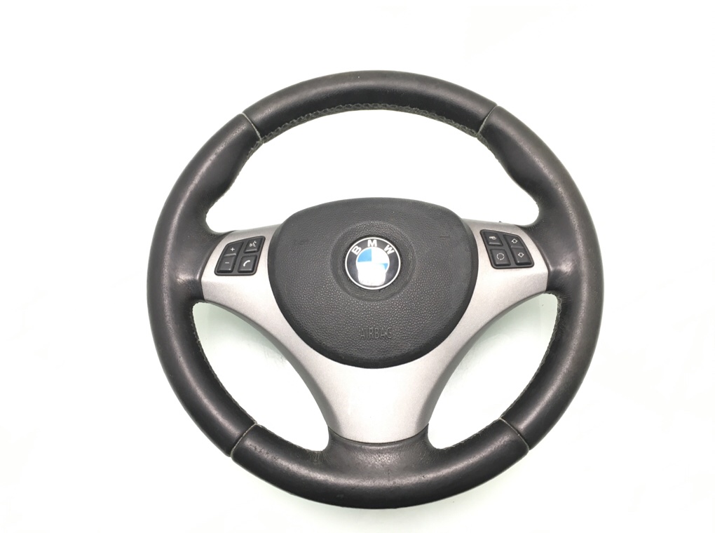 Руль для BMW 1 E87/E81/E82/E88, 2005 г. 1.6 i бензин б/у