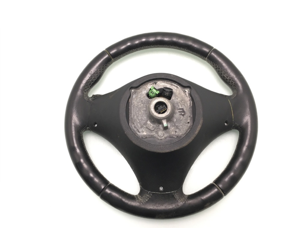 Руль для BMW 1 E87/E81/E82/E88, 2005 г. 1.6 i бензин б/у — фото 2