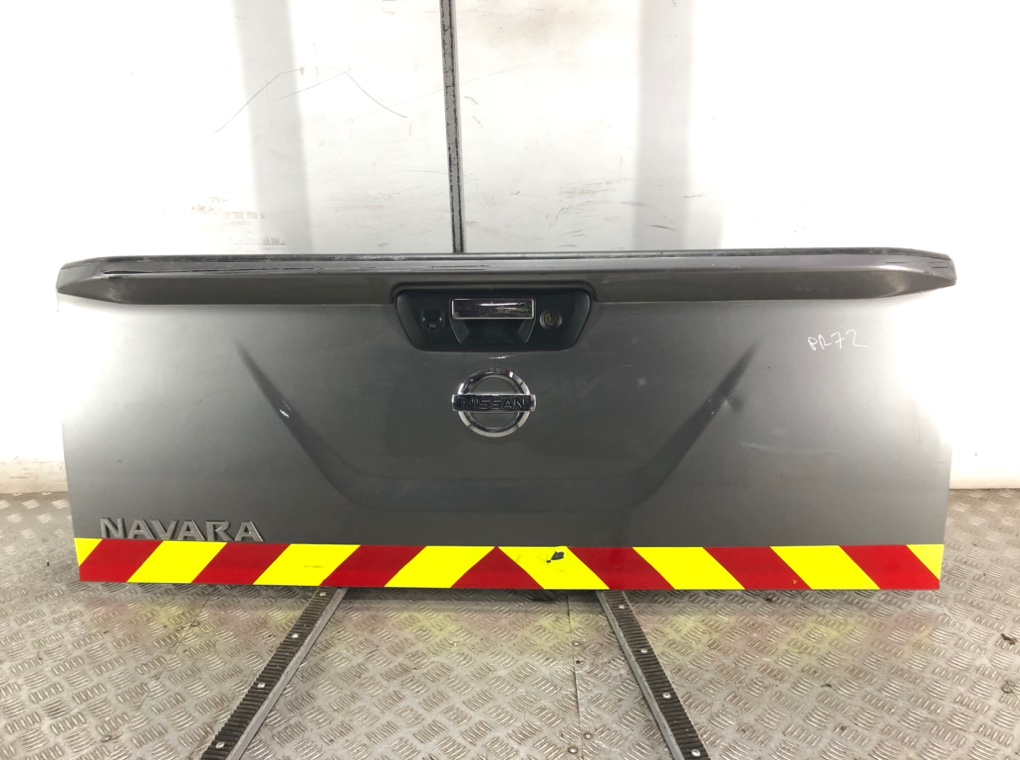 Крышка багажника для Nissan Navara, 2016 г. 2.3 DCi дизель б/у