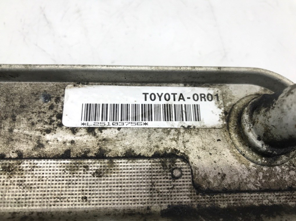 Радиатор масляный для Toyota Avensis, 2010 г. 2.0 D-4D дизель б/у — фото 6