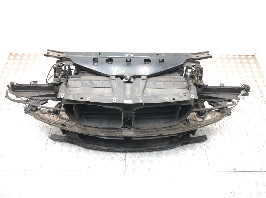 Панель передняя (телевизор) для BMW 7 F01/F02, 2010 г. 3.0 D дизель б/у — фото 2