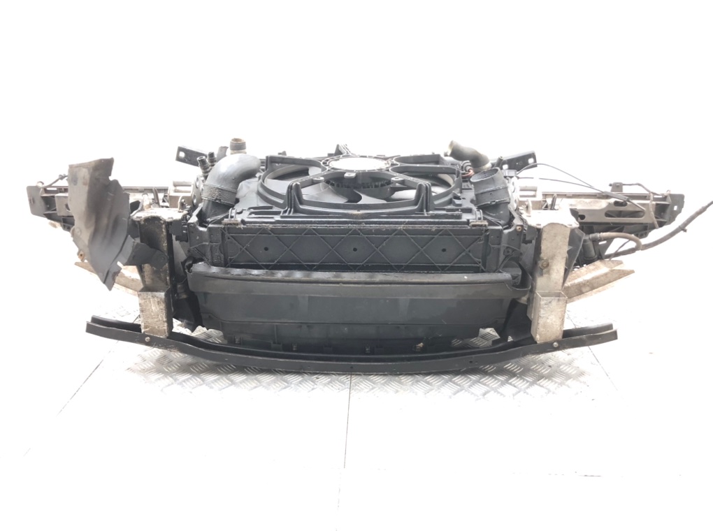 Панель передняя (телевизор) для BMW 7 F01/F02, 2010 г. 3.0 D дизель б/у — фото 8