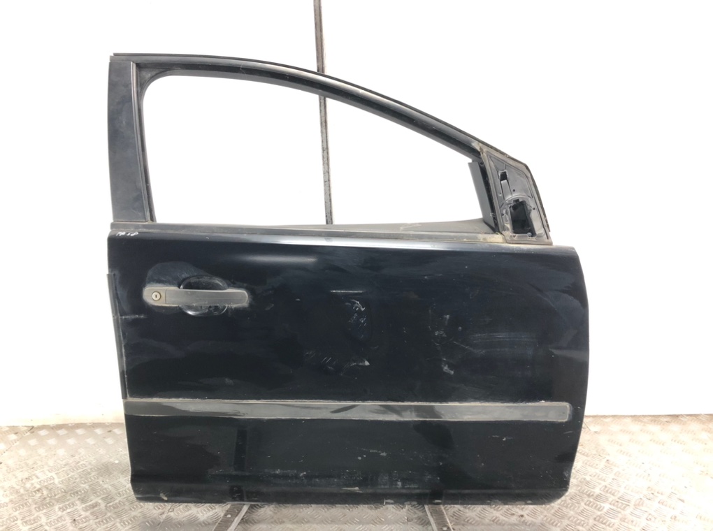 Дверь передняя правая для Ford Focus, 2005 г. 1.8 TDCi дизель б/у