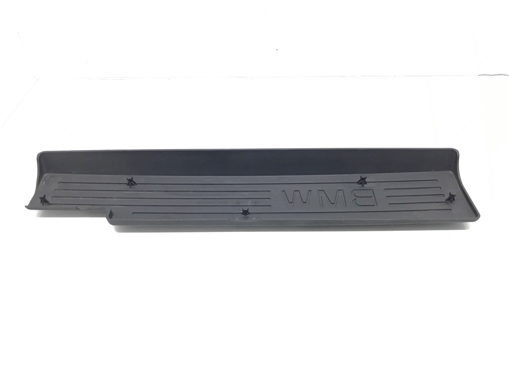 Декоративная крышка двигателя для BMW 3 E90/E91/E92/E93, 2006 г. 2.5 i бензин б/у — фото 3