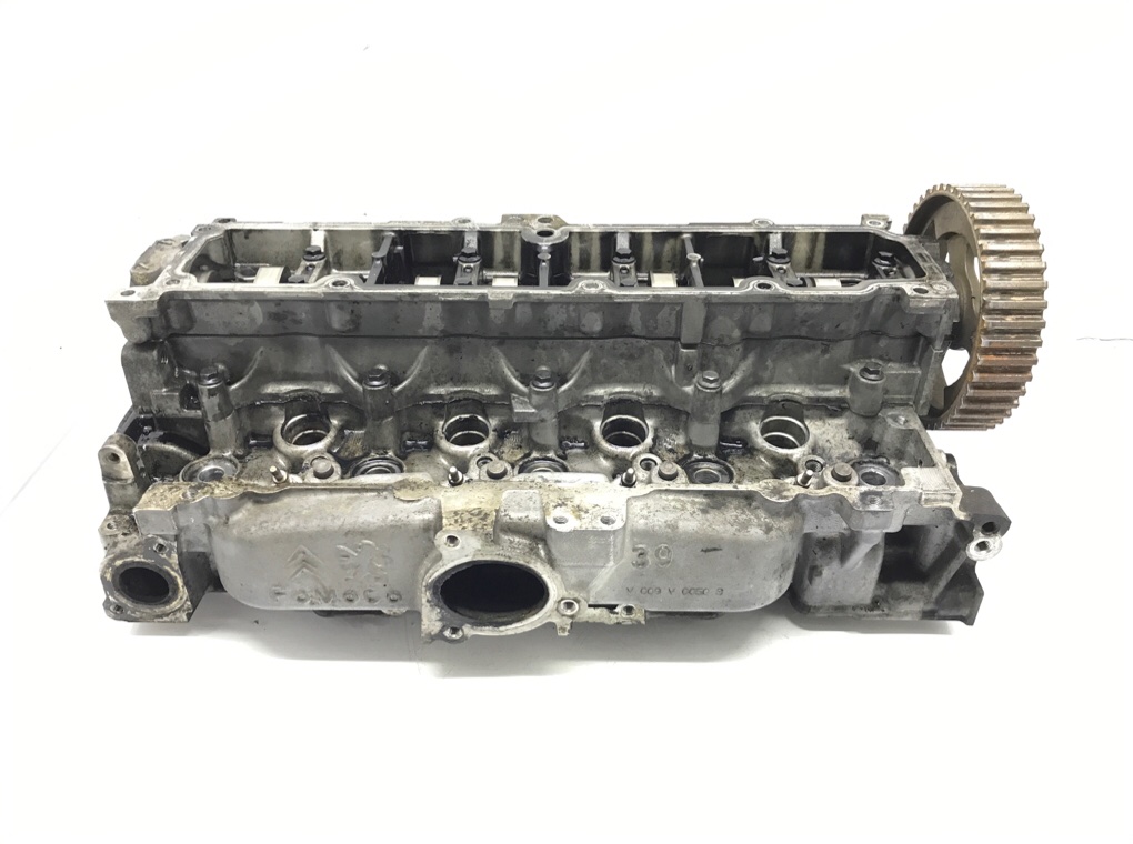 Головка блока цилиндров для Ford Focus, 2012 г. 1.6 TDCi дизель б/у — фото 2