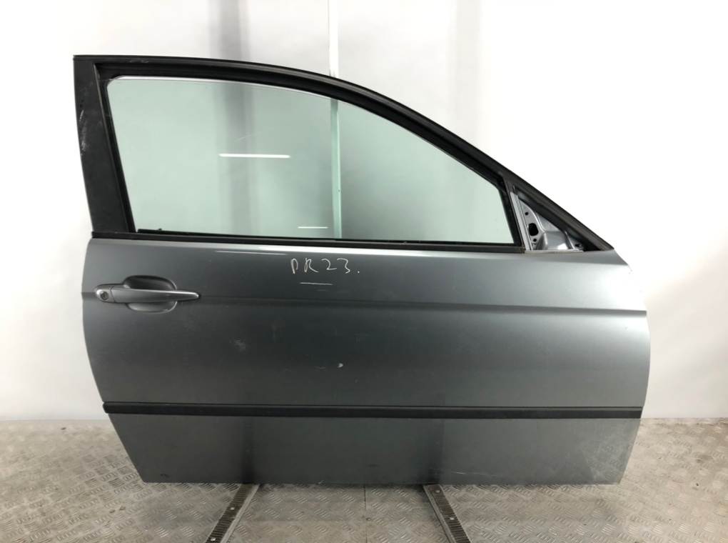 Дверь передняя правая для BMW 3 E46, 2003 г. 2.0 i бензин б/у