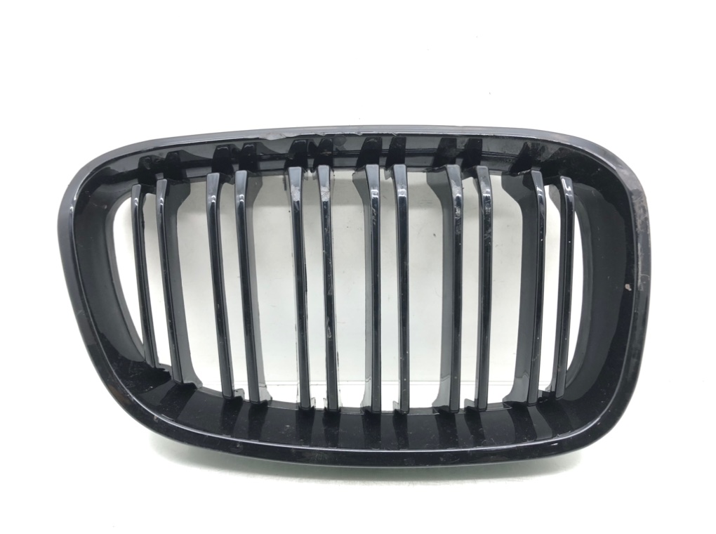 Решетка радиатора для BMW 1 F20/F21, 2012 г. 2.0 D дизель б/у