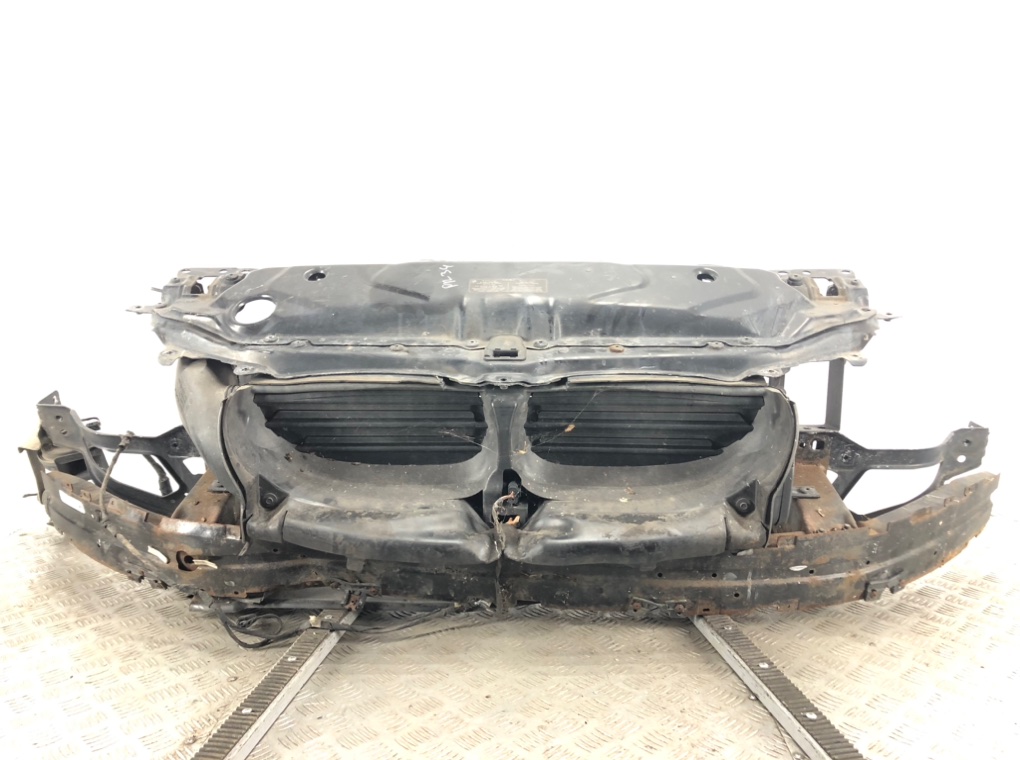 Панель передняя (телевизор) для BMW 5 E60/E61, 2009 г. 2.0 TD дизель б/у