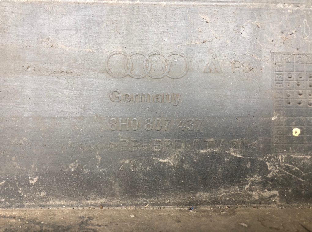 Бампер передний для Audi A4, 2004 г. 1.8 Ti бензин б/у — фото 10