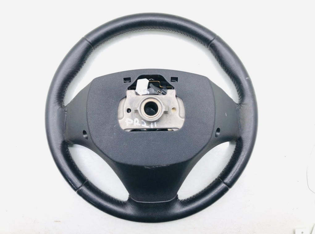Руль для Hyundai i30, 2010 г. 1.6 CRDi дизель б/у — фото 4