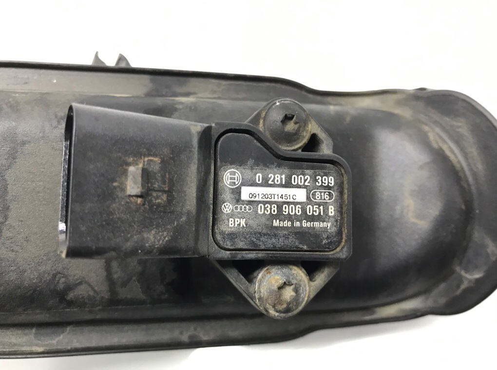 Патрубок турбины для Volkswagen Golf, 2010 г. 1.4 TSI бензин б/у — фото 5