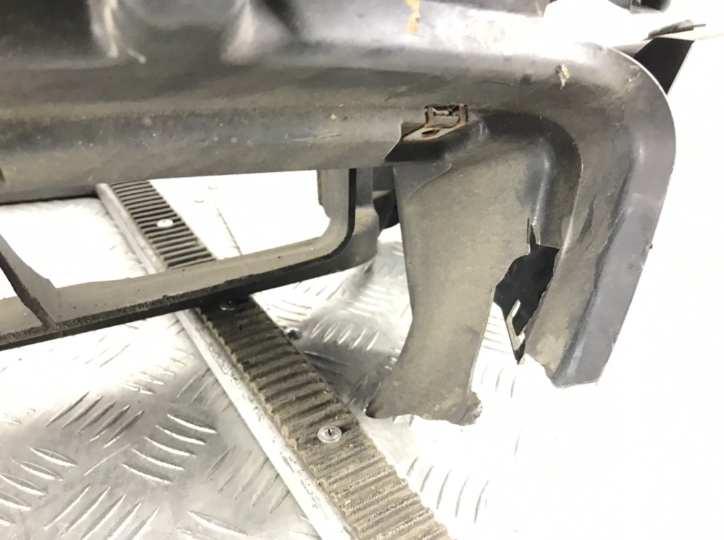 Панель передняя (телевизор) для BMW 1 E87/E81/E82/E88, 2009 г. 2.0 TD дизель б/у — фото 7