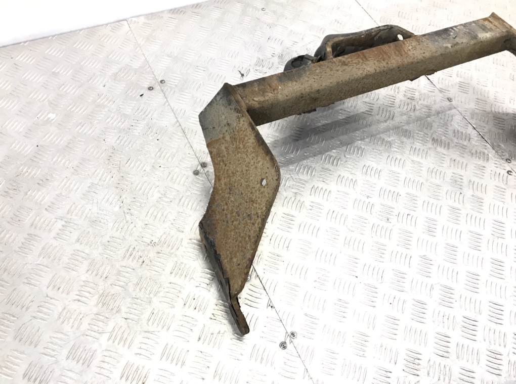 Прицепное устройство (фаркоп) для Ford Transit, 2006 г. 2.0 TDCi дизель б/у — фото 5