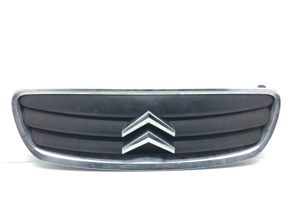 Решетка радиатора для Citroen C2, 2009 г. 1.4 HDi дизель б/у