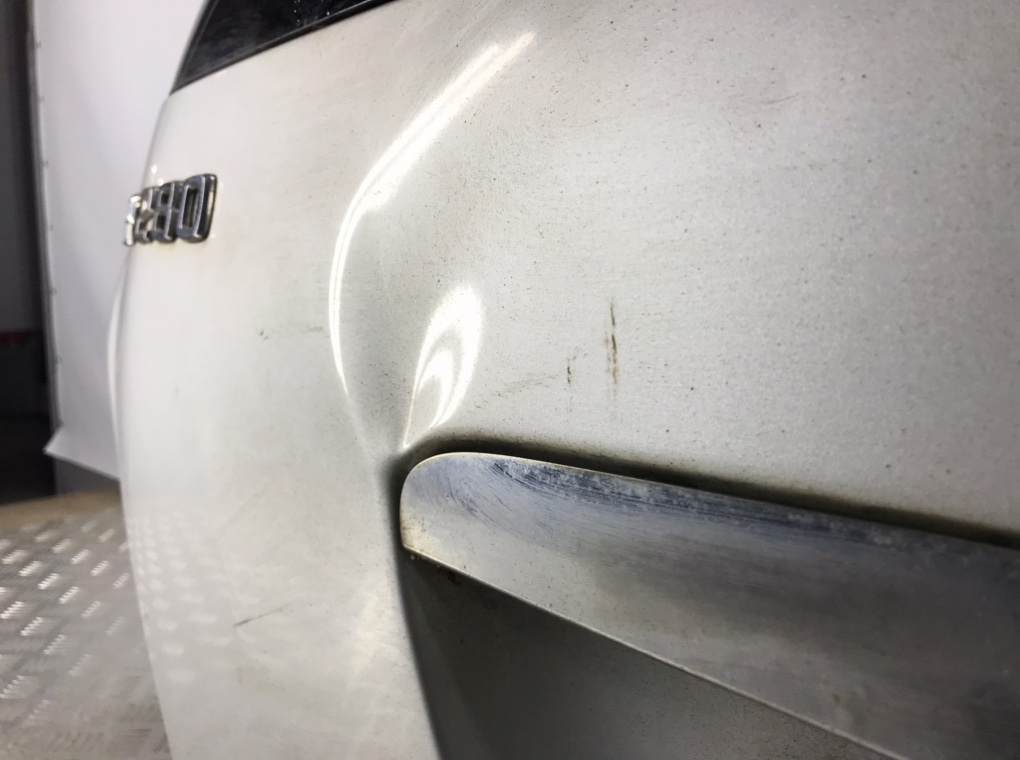 Крышка багажника для Mercedes R W251, 2006 г. 3.0 CDI дизель б/у — фото 9
