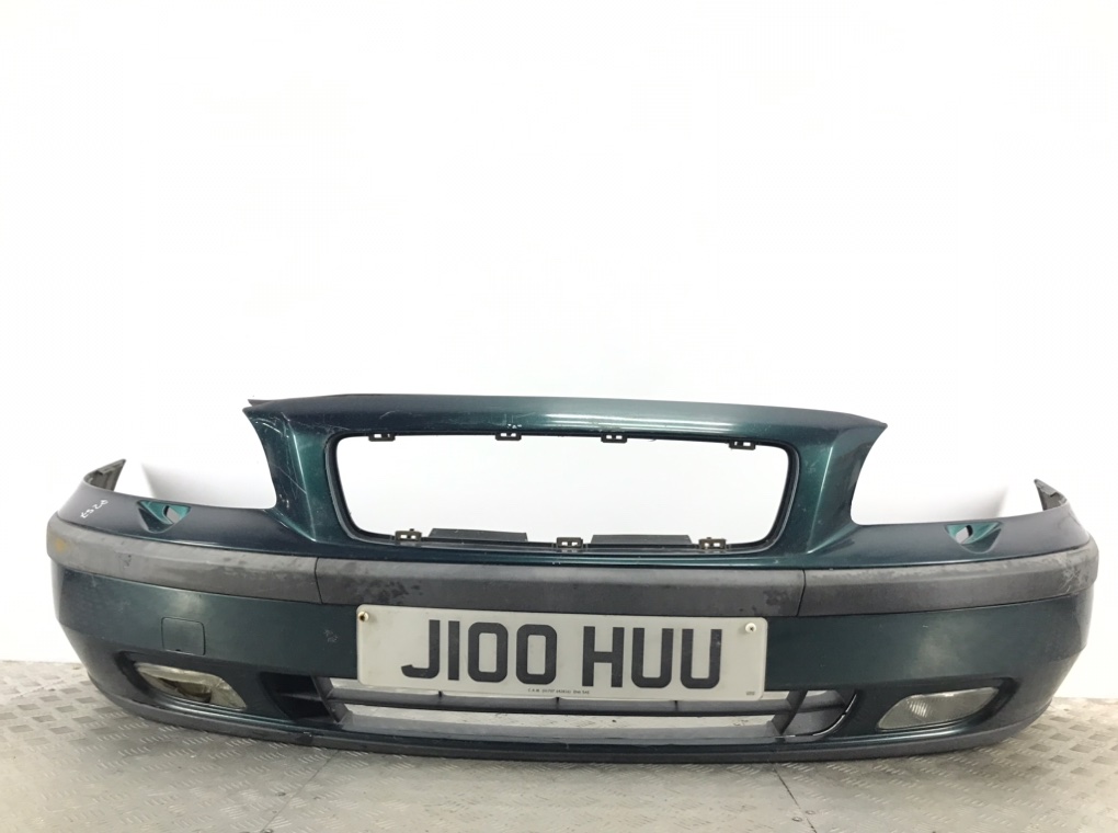 Бампер передний для Volvo V70, 2000 г. 2.4 i бензин б/у