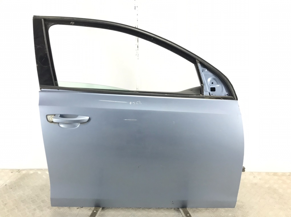Дверь передняя правая для Volkswagen Golf, 2009 г. 1.6 i бензин б/у