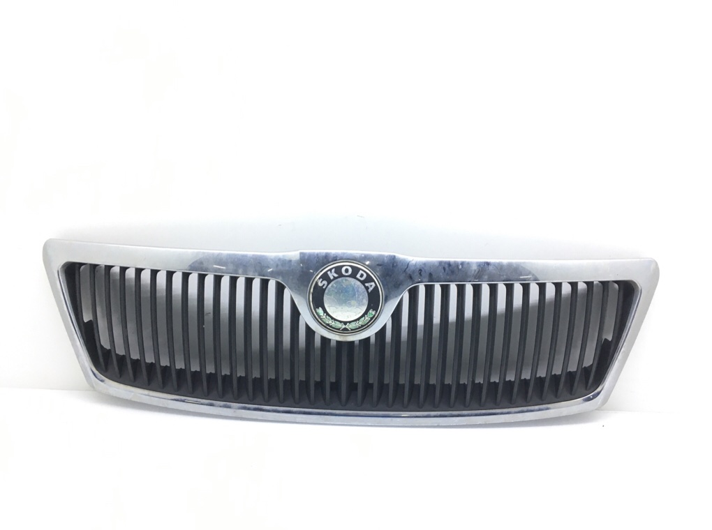 Решетка радиатора для Skoda Octavia, 2004 г. 1.4 i бензин б/у