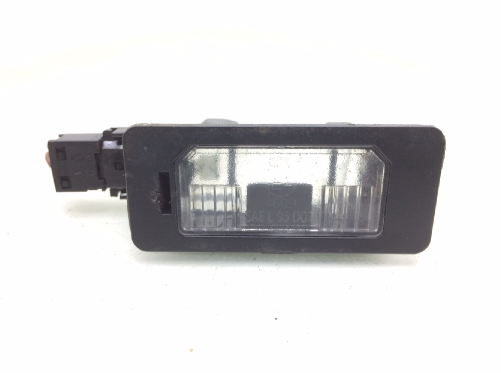 Подсветка номера для BMW 3 E90/E91/E92/E93, 2005 г. 2.0 TD дизель б/у