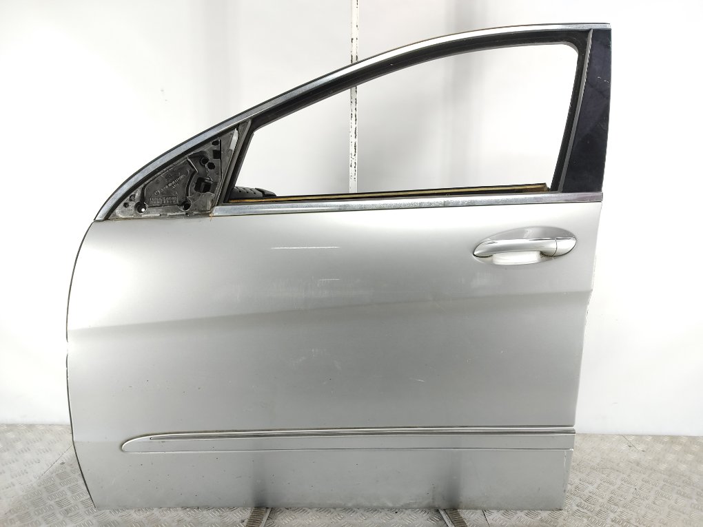 Дверь передняя левая для Mercedes R W251, 2006 г. 3.0 CDI дизель б/у