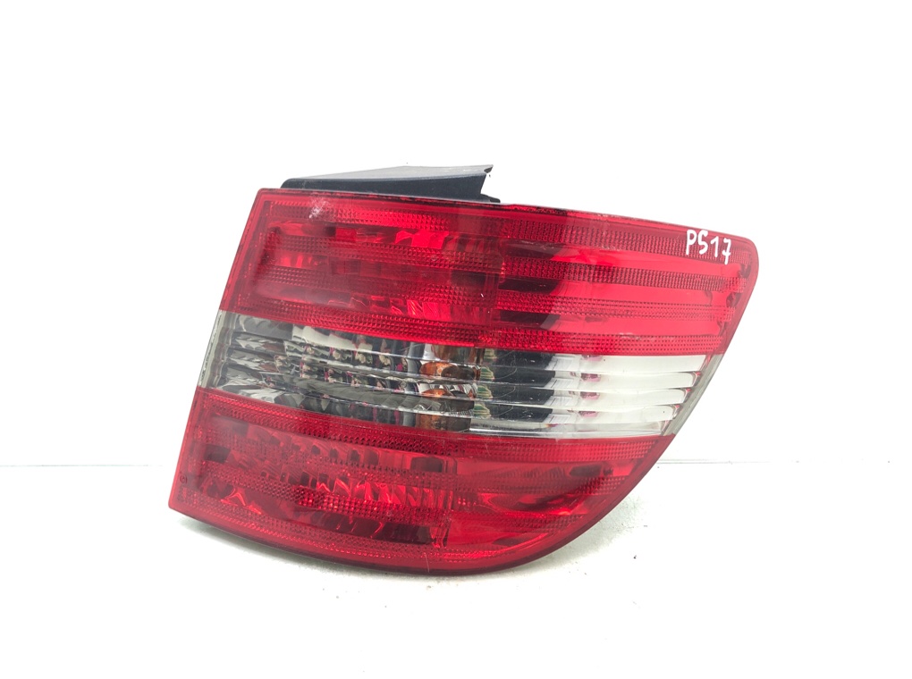 Фонарь задний правый для Mercedes B W245, 2011 г. 2.0 CDi дизель б/у