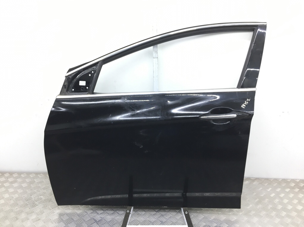Дверь передняя левая для Hyundai i40, 2014 г. 1.7 CRDi дизель б/у