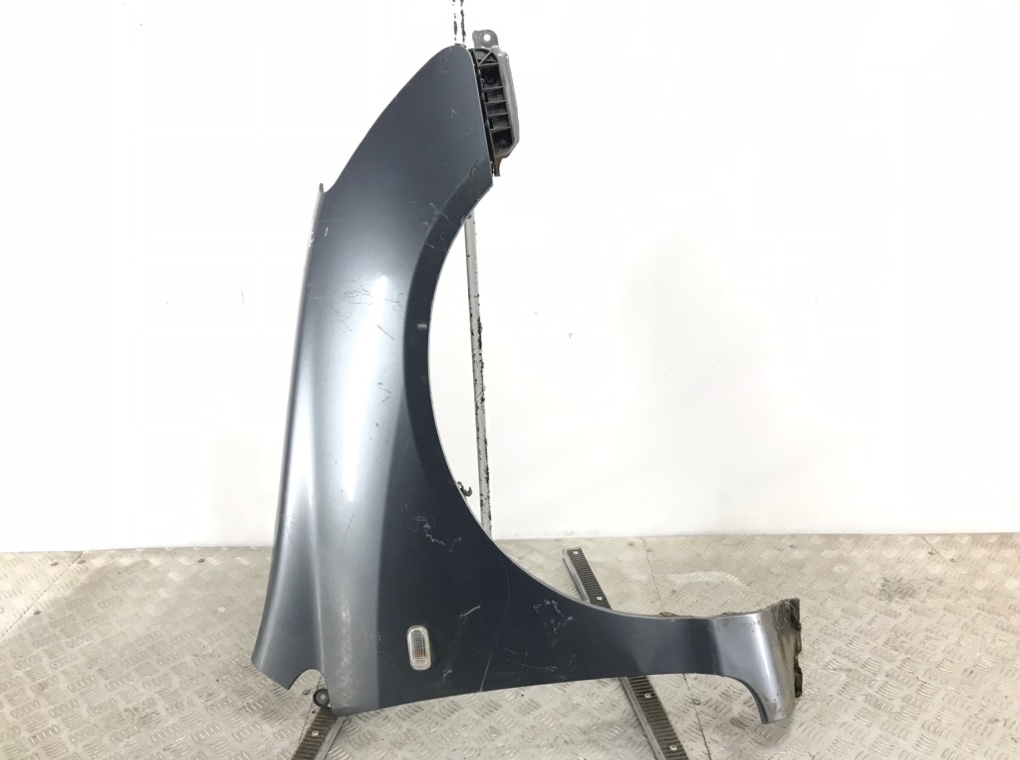 Крыло переднее правое для Honda Civic, 2005 г. 1.6 i бензин б/у