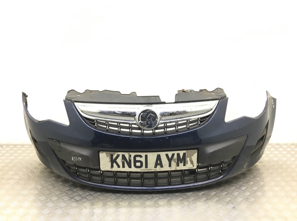 Бампер передний для Opel Corsa, 2011 г. 1.0 i бензин б/у