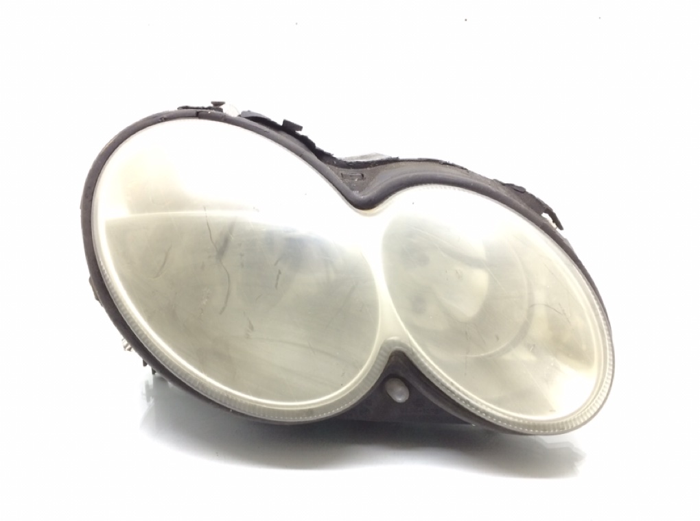 Фара правая для Mercedes CLK W209, 2005 г. 1.8 i бензин б/у