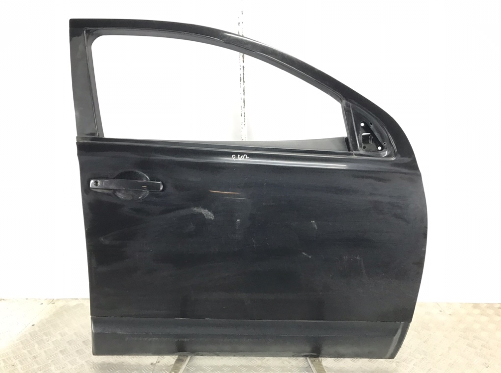 Дверь передняя правая для Nissan Qashqai, 2007 г. 1.5 DCi дизель б/у