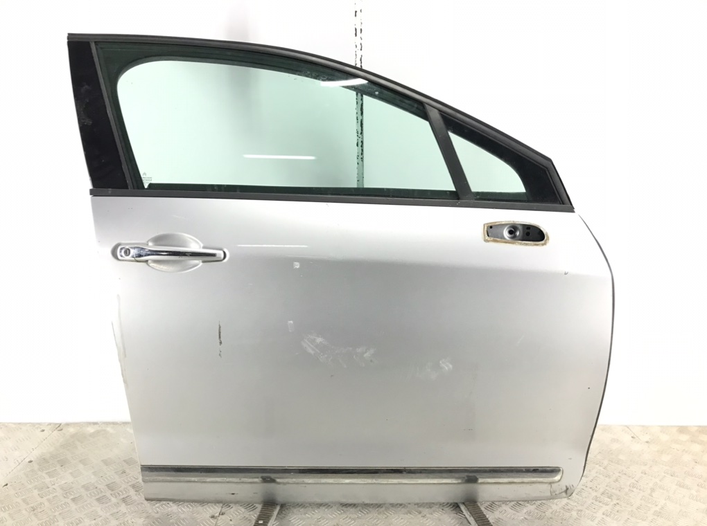 Дверь передняя правая для Citroen C5, 2008 г. 1.6 HDi дизель б/у