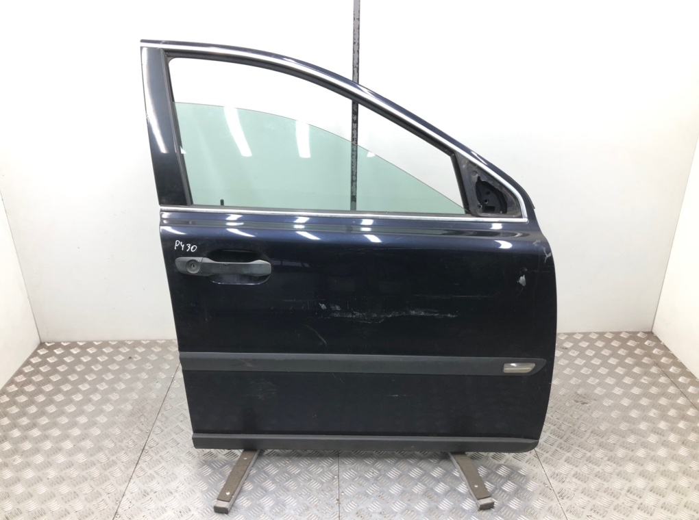 Дверь передняя правая для Volvo XC90, 2005 г. 2.4 D5 дизель б/у