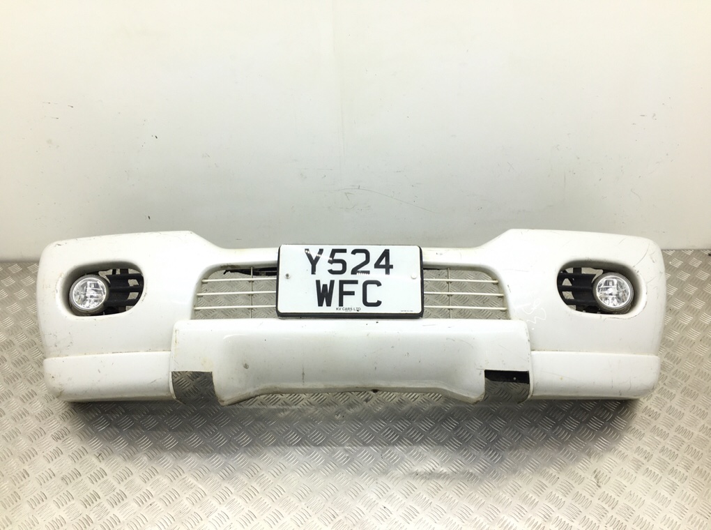 Бампер передний для Mitsubishi Montero Sport, 2001 г. 3.0 i бензин б/у