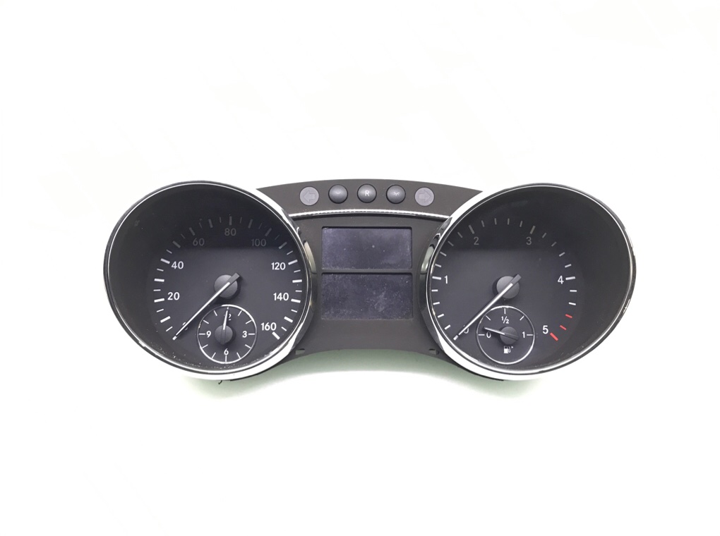 Щиток приборов (приборная панель) для Mercedes R W251, 2006 г. 3.0 CDI дизель б/у