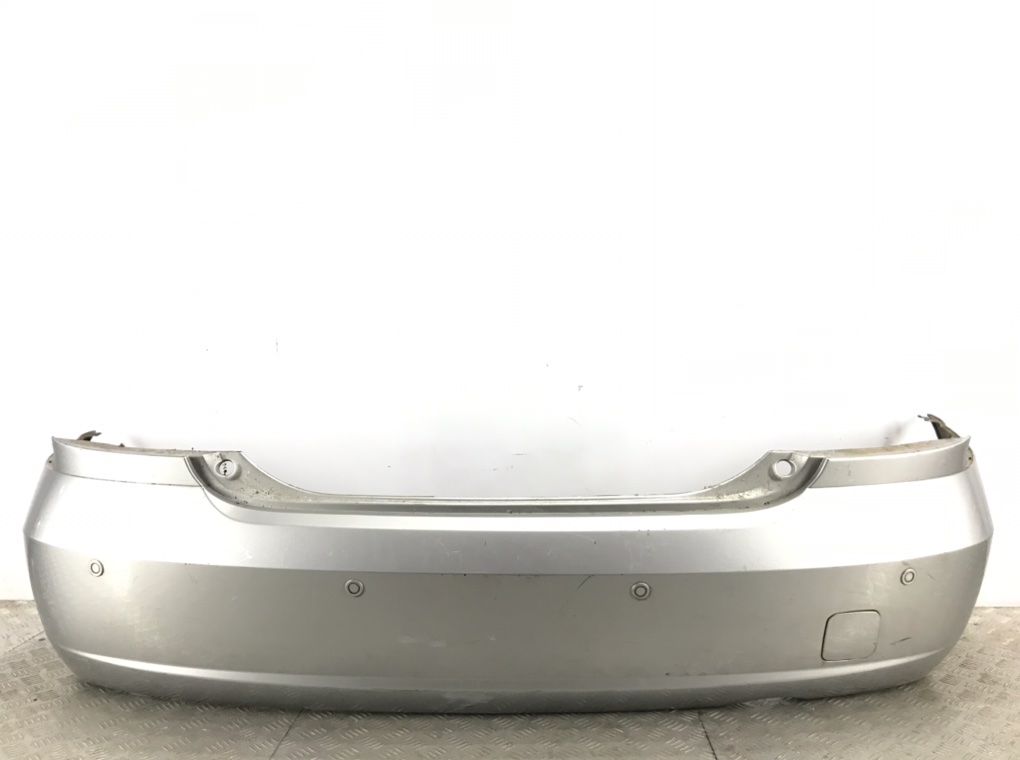 Бампер задний для Nissan Almera, 2005 г. 2.2 DCi дизель б/у