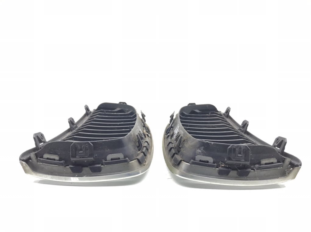 Решетка радиатора для BMW 3 E90/E91/E92/E93, 2005 г. 2.0 TD дизель б/у — фото 5
