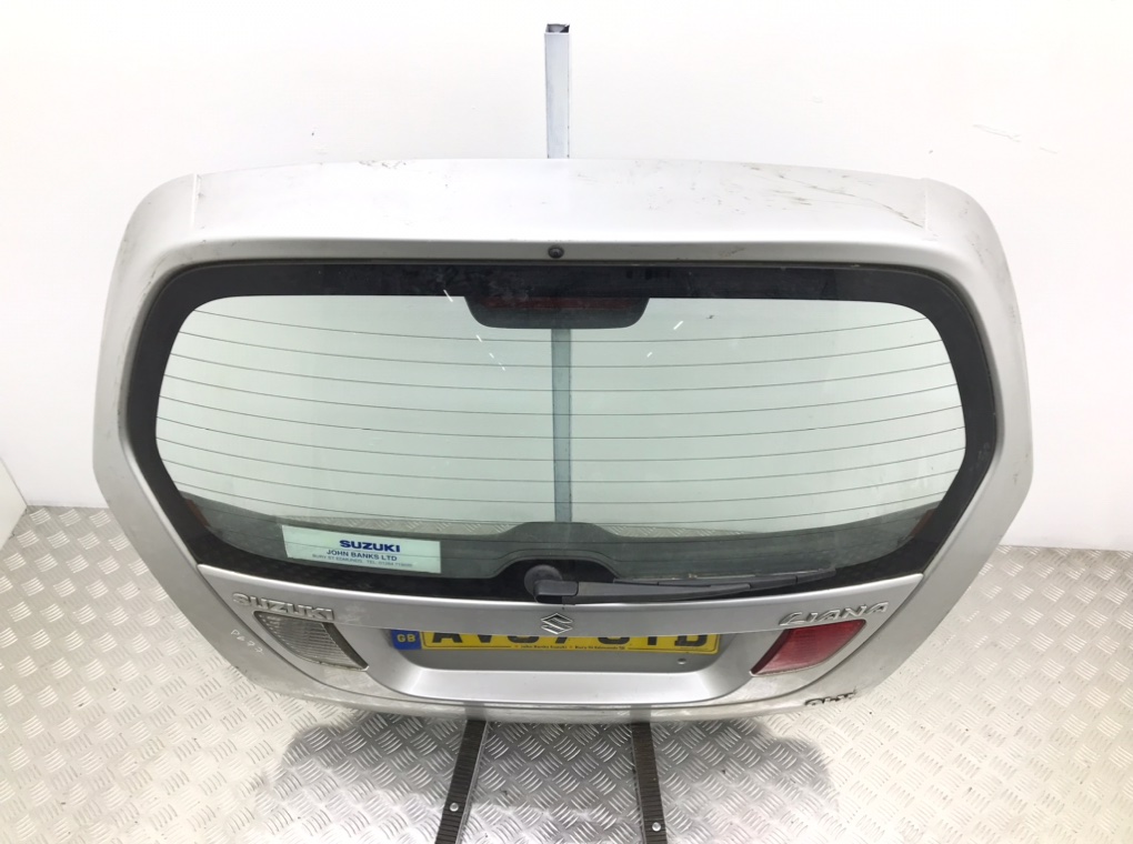 Крышка багажника для Suzuki Liana, 2007 г. 1.6 i бензин б/у — фото 2