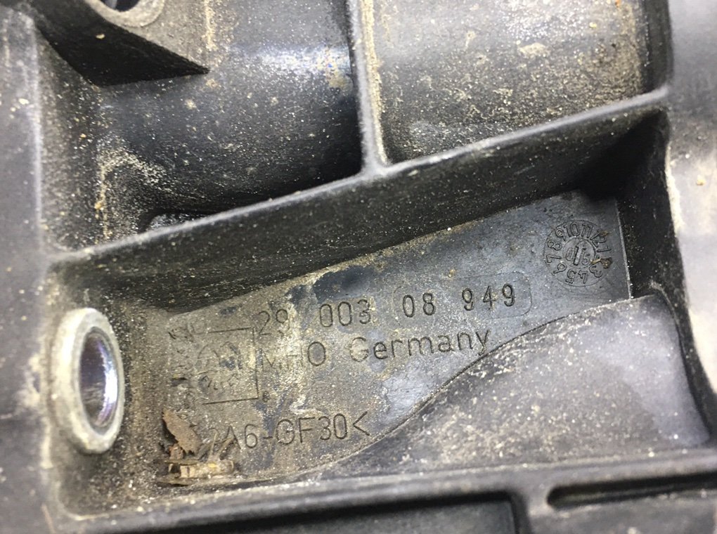 Коллектор впускной для Volkswagen Beetle, 2006 г. 1.4 i бензин б/у — фото 7