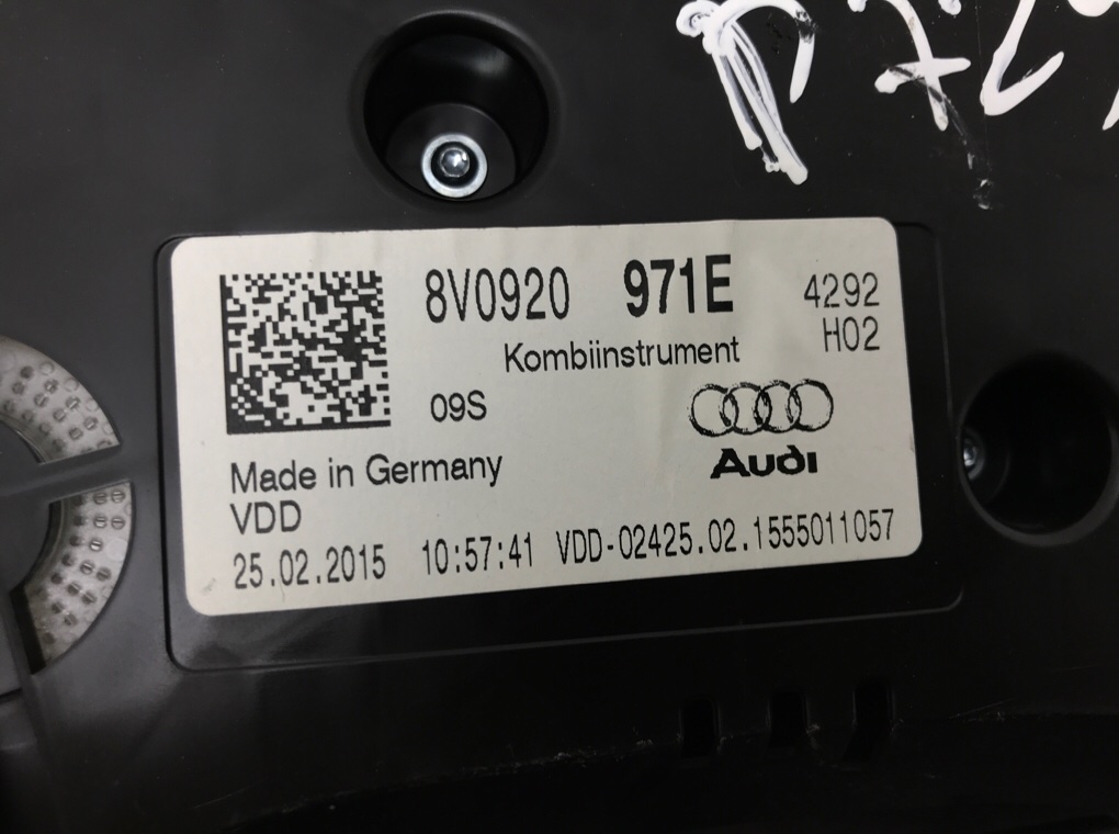 Щиток приборов (приборная панель) для Audi A3, 2015 г. 1.6 TDi дизель б/у — фото 6