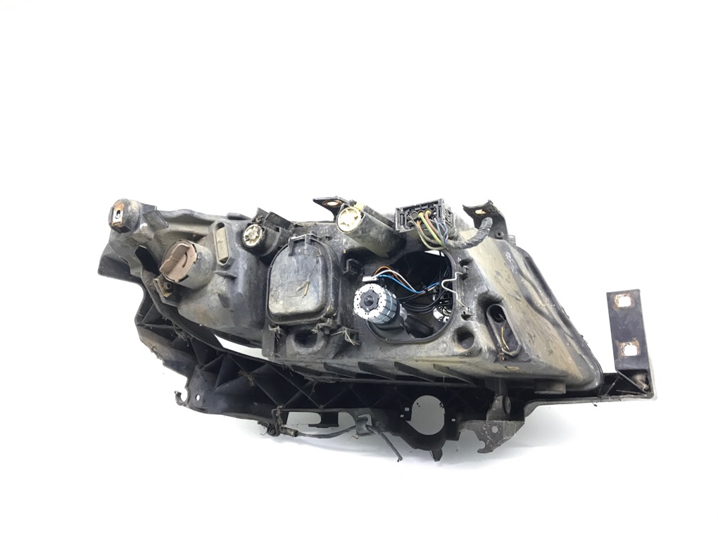 Фара левая для BMW 3 E90/E91/E92/E93, 2006 г. 2.0 TD дизель б/у — фото 3